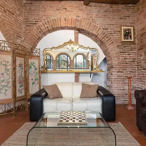 Apartment Il Chiostro, Siena
