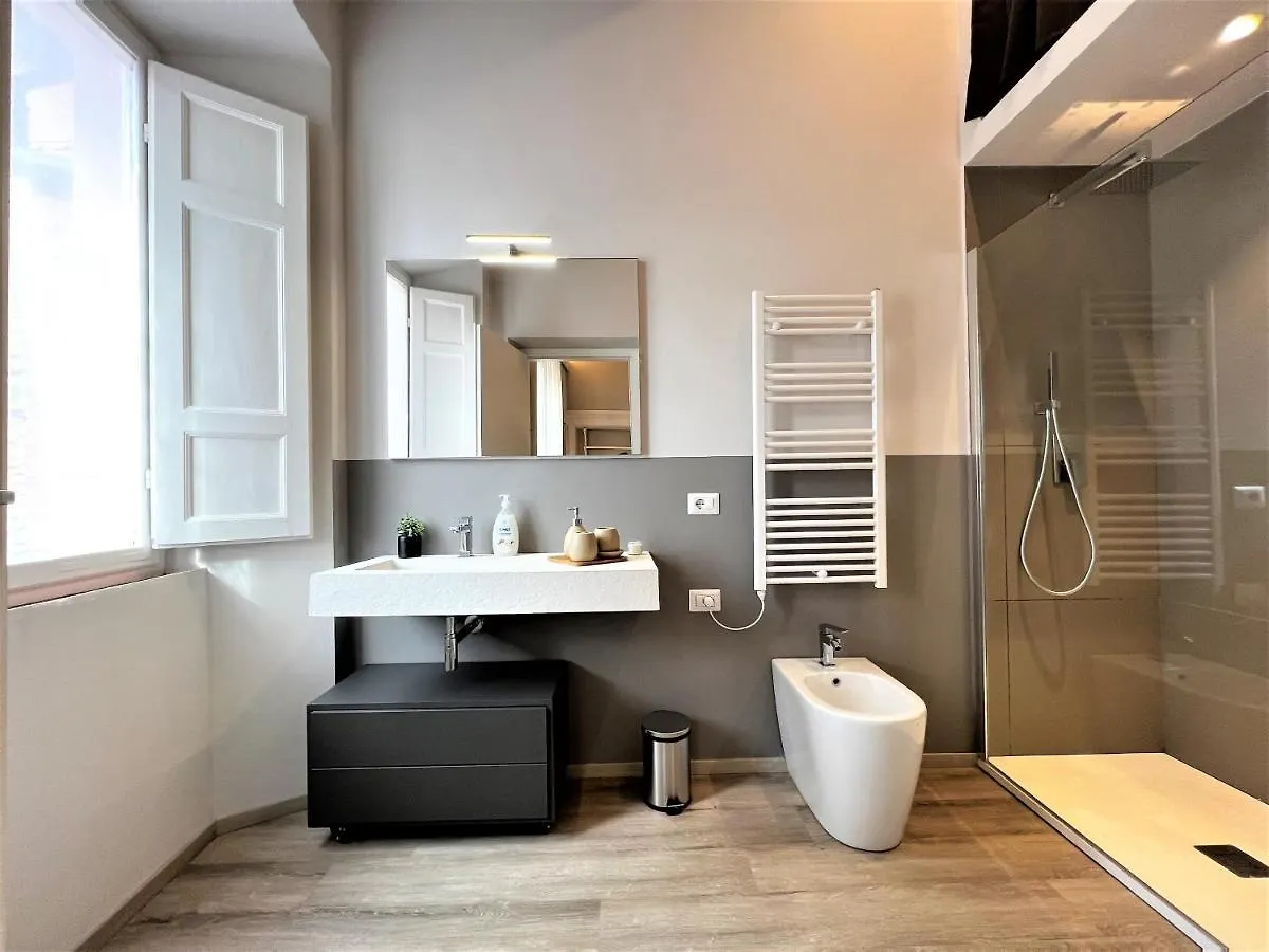 Kami-Central Beautiful Apartment Over The Roofs Siena Italy